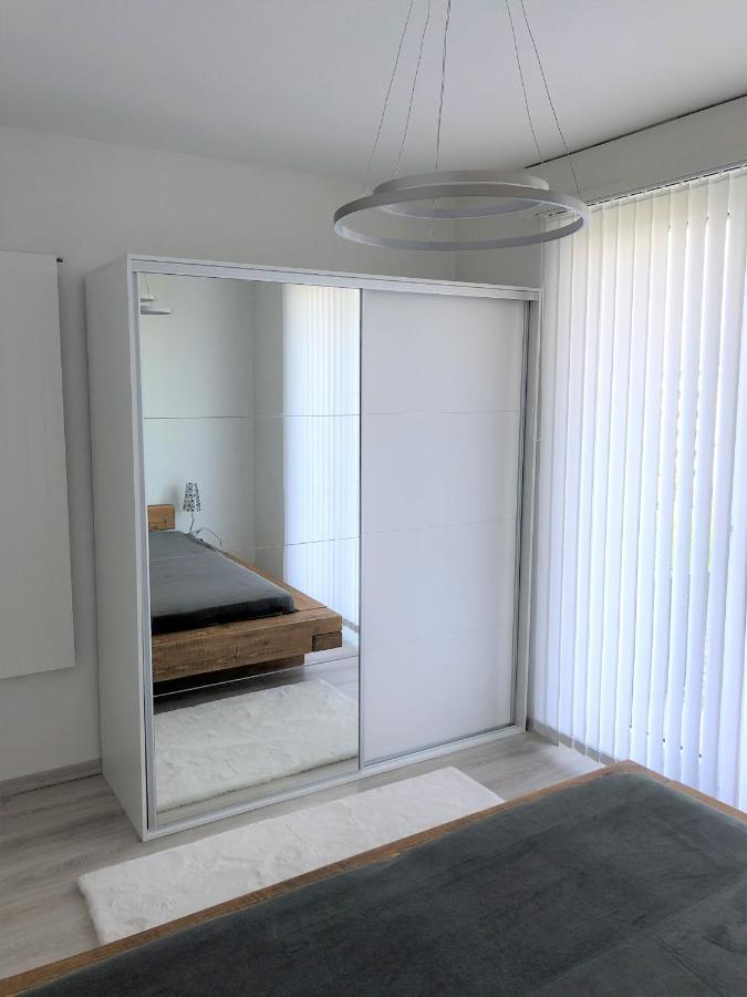 Apartamento Les Dents-Du-Midi Monthey Exterior foto